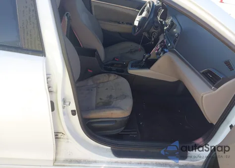 2019 Hyundai Elantra Sel from USA, damaged, VIN 5NPD84LF0KH418713